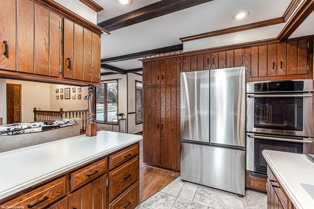 6729 W Menominee Parkway, Palos Heights, IL 60463