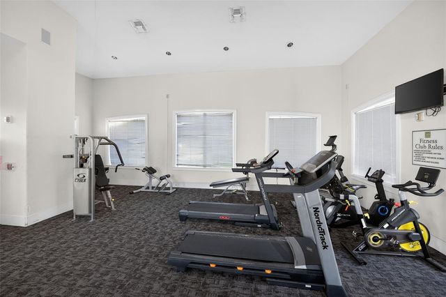 8290 W GATE PARKWAY 707, Jacksonville, FL 32216