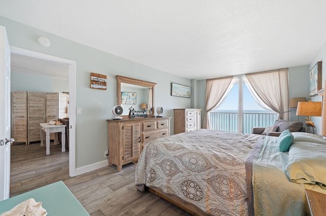 400 N Surf Road 704, Hollywood, FL 33019