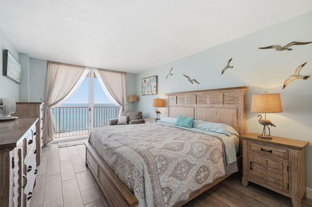 400 N Surf Road 704, Hollywood, FL 33019