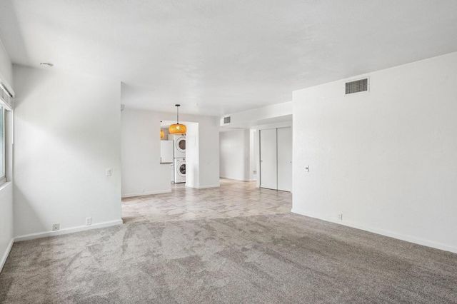 400 N Sunrise Way 228, Palm Springs, CA 92262