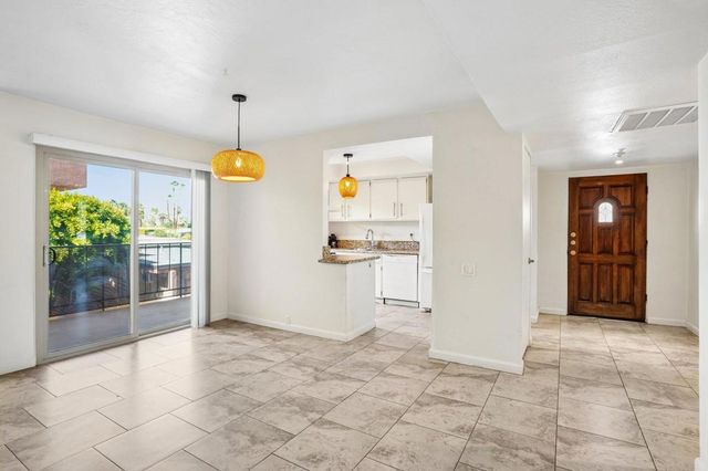 400 N Sunrise Way 228, Palm Springs, CA 92262