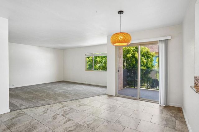 400 N Sunrise Way 228, Palm Springs, CA 92262