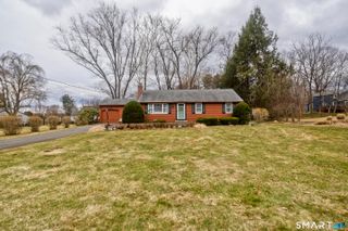 25 Nutmeg Road, East Granby, CT 06026
