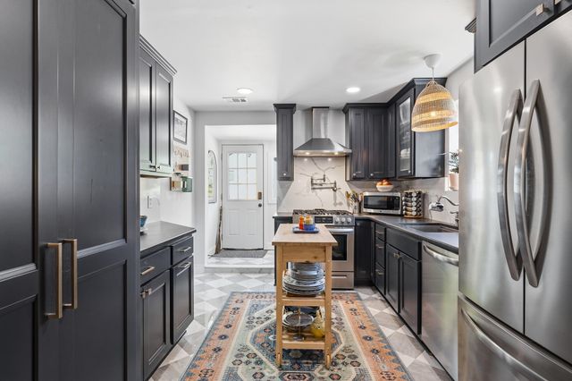 1044 BRUCE ST, Memphis, TN 38104