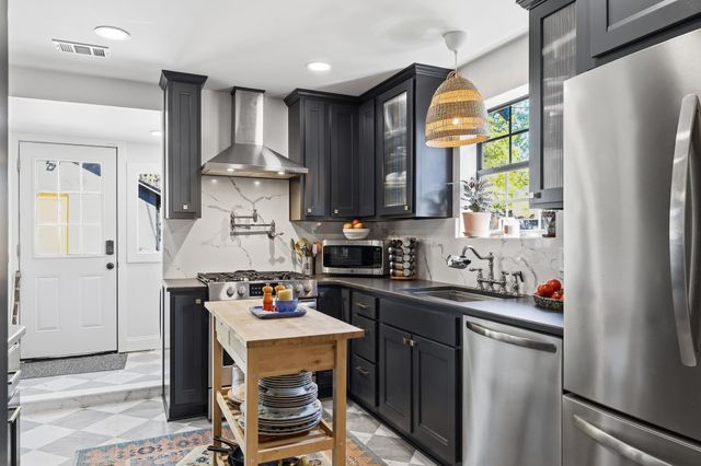 1044 BRUCE ST, Memphis, TN 38104