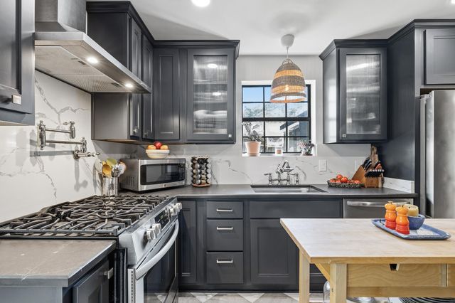 1044 BRUCE ST, Memphis, TN 38104