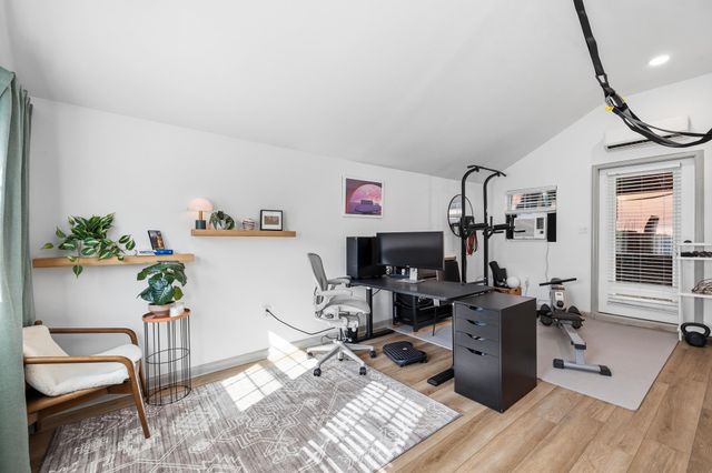 1044 BRUCE ST, Memphis, TN 38104