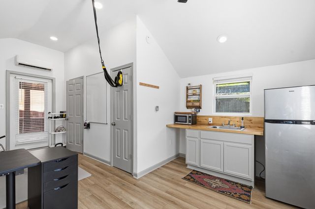 1044 BRUCE ST, Memphis, TN 38104