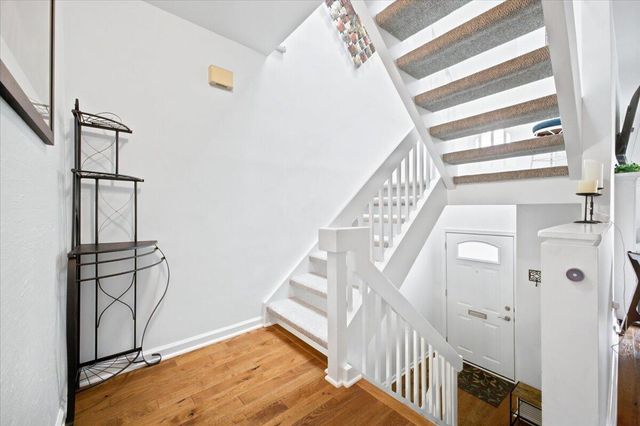 357 Woods AVE SW 357, Roanoke, VA 24016
