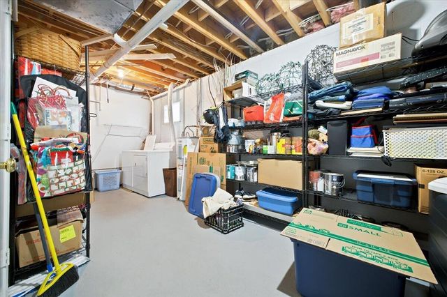 357 Woods AVE SW 357, Roanoke, VA 24016
