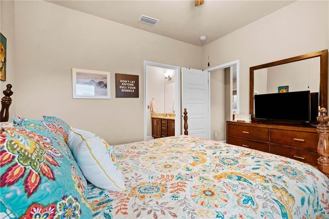 1279 Creek Ridge Court, Mobile, AL 36695
