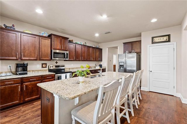 1279 Creek Ridge Court, Mobile, AL 36695