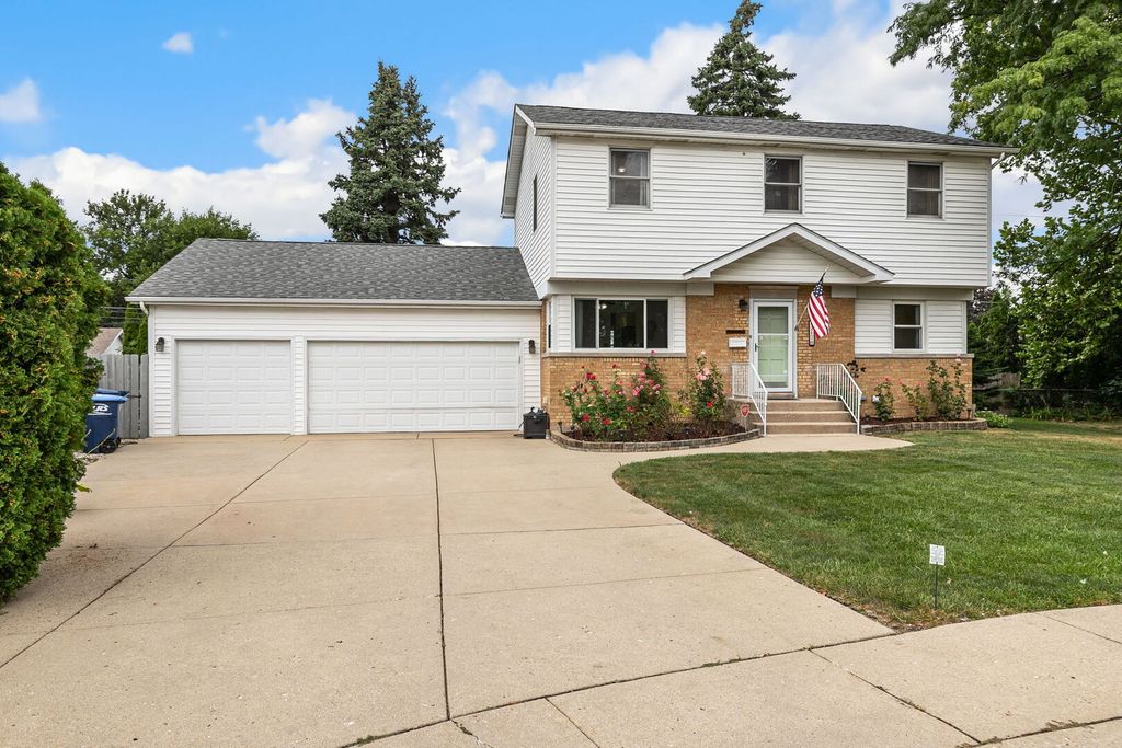2170 Laura Lane, Des Plaines, IL 60018