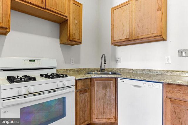 2546 W BALTIMORE ST, Baltimore, MD 21223