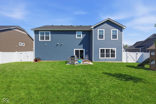 3847 Railhead Avenue, Westfield, IN 46074