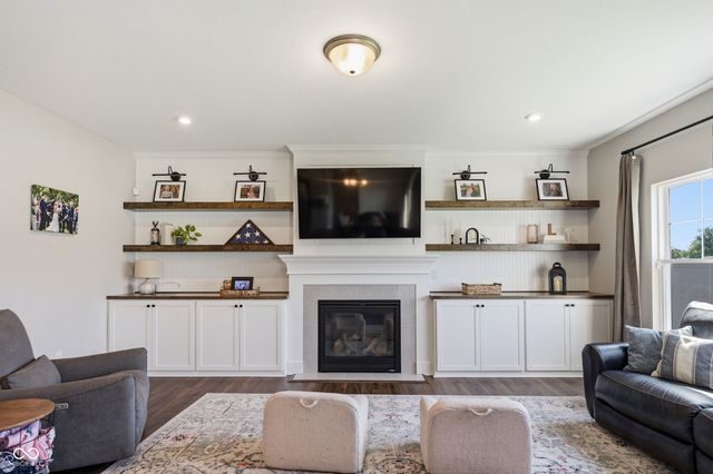 3847 Railhead Avenue, Westfield, IN 46074