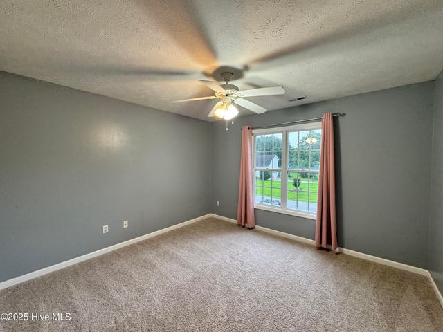 115 Batchelors Trail, Jacksonville, NC 28546