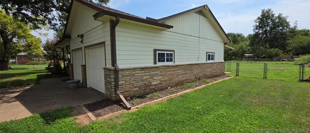7910 E 129th Street S, Bixby, OK 74008