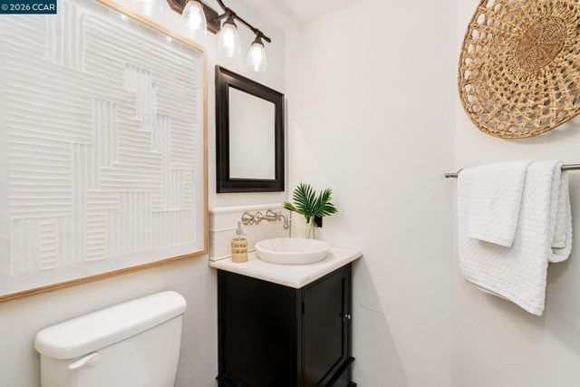 6199 Lakeview Cir, San Ramon, CA 94582