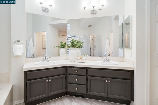 6199 Lakeview Cir, San Ramon, CA 94582