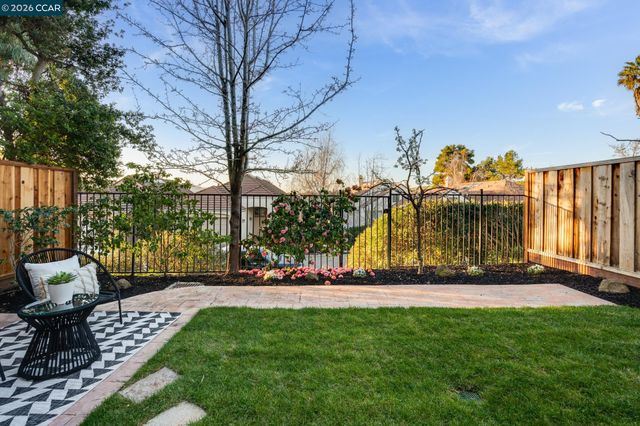 6199 Lakeview Cir, San Ramon, CA 94582