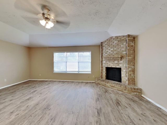 2818 Mayflower Landing Court, Webster, TX 77598