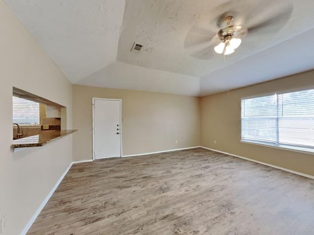 2818 Mayflower Landing Court, Webster, TX 77598