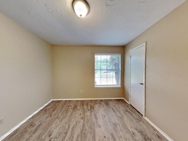 2818 Mayflower Landing Court, Webster, TX 77598