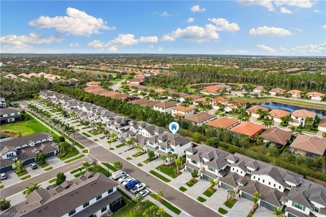 7578 Rockefeller DR, Naples, FL 34119