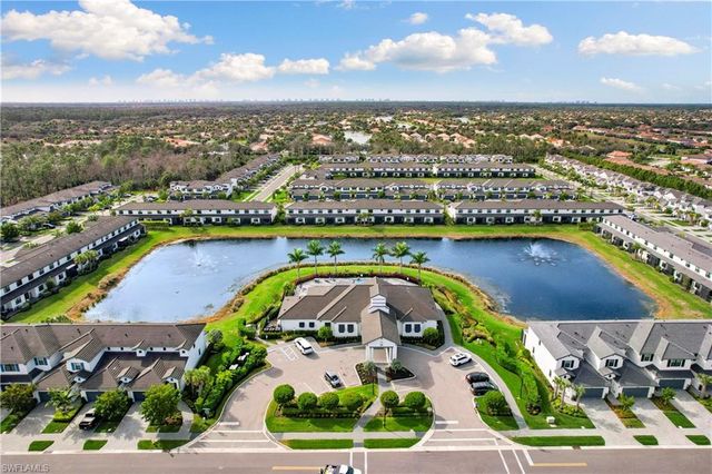 7578 Rockefeller DR, Naples, FL 34119
