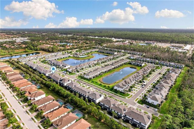7578 Rockefeller DR, Naples, FL 34119