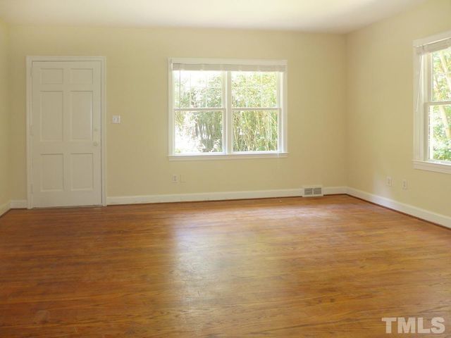 731 Raleigh Road, Chapel Hill, NC 27514