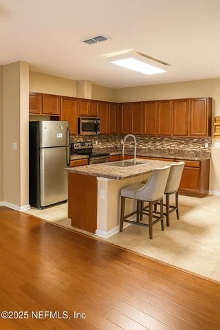 4220 PLANTATION OAKS Boulevard 1812, Orange Park, FL 32065