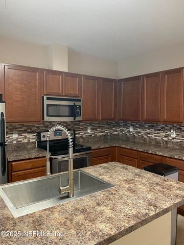 4220 PLANTATION OAKS Boulevard 1812, Orange Park, FL 32065