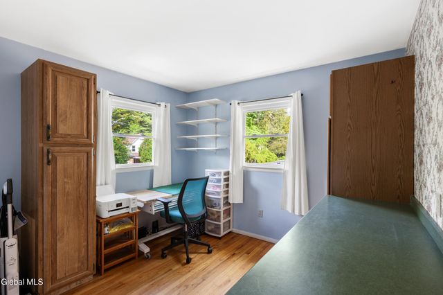 7 Gick Road, Saratoga Springs, NY 12866