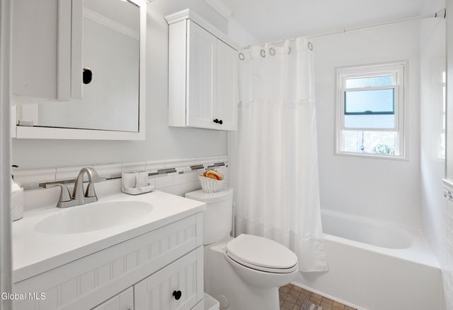 7 Gick Road, Saratoga Springs, NY 12866