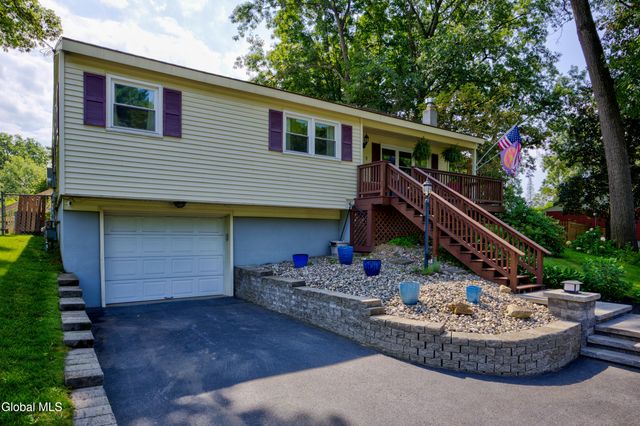 7 Gick Road, Saratoga Springs, NY 12866