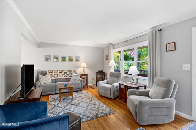 7 Gick Road, Saratoga Springs, NY 12866