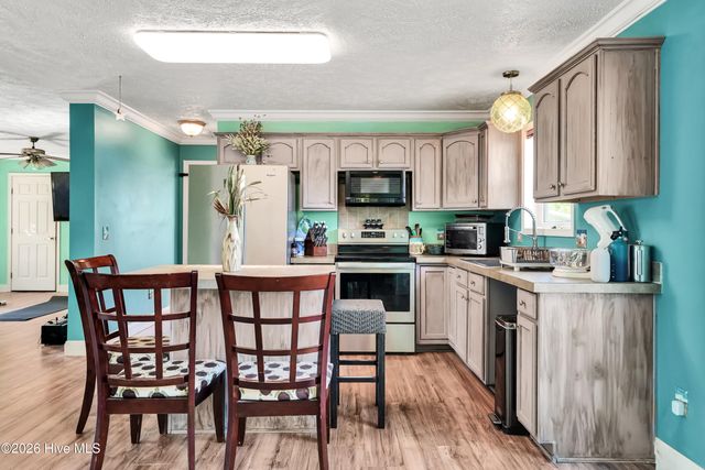 7292 Lula Street SW, Ocean Isle Beach, NC 28469
