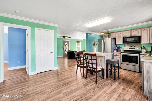 7292 Lula Street SW, Ocean Isle Beach, NC 28469