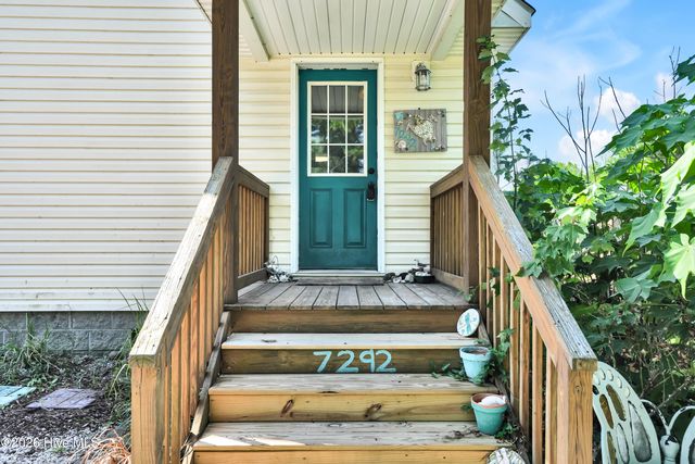 7292 Lula Street SW, Ocean Isle Beach, NC 28469