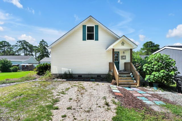 7292 Lula Street SW, Ocean Isle Beach, NC 28469