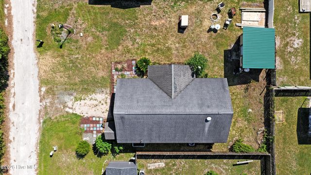 7292 Lula Street SW, Ocean Isle Beach, NC 28469