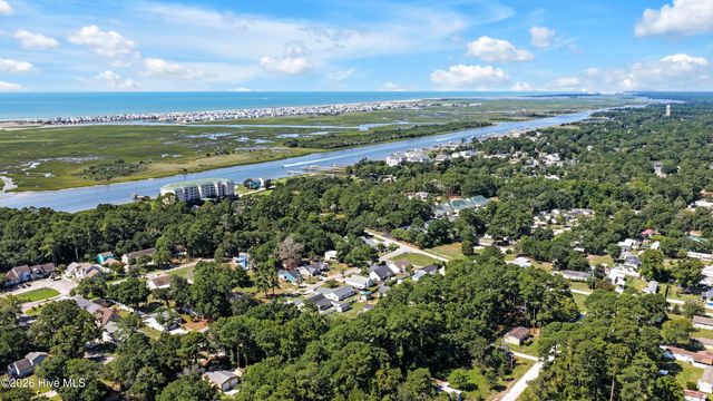 7292 Lula Street SW, Ocean Isle Beach, NC 28469