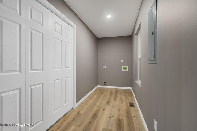 35 Luke St, Clarkson, KY 42726