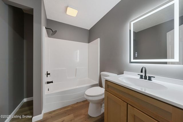 35 Luke St, Clarkson, KY 42726