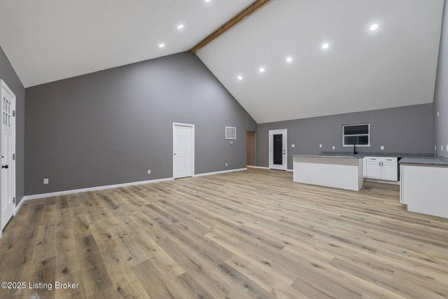 35 Luke St, Clarkson, KY 42726