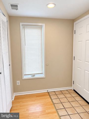19484 BRASSIE PL, Montgomery Village, MD 20886