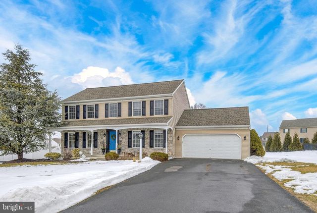 35 SARAH LN, Mount Joy, PA 17552